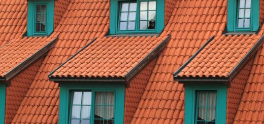 pitched roof vs flat roof